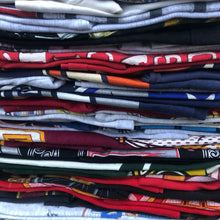 Load image into Gallery viewer, T-Shirt Mystery Box