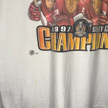 Load image into Gallery viewer, Detroit Redwings Caricature 1997 Stanley Cup Champions T-Shirt (L)
