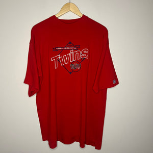 Minnesota Twins 'Embroidered' T-Shirt (XL)