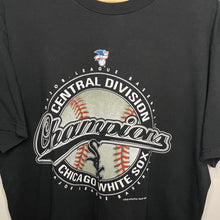 Load image into Gallery viewer, Chicago White Sox Central Division Champions T-Shirt (L)
