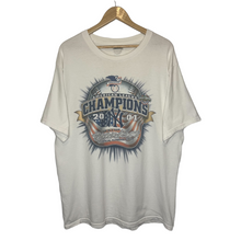 Load image into Gallery viewer, New York Yankees 2001 American League Champions T-Shirt (L)
