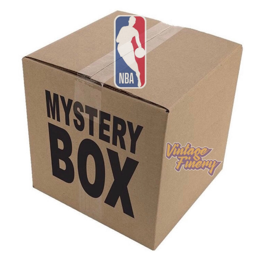 Nba, Nfl, MLB, and NHL T-Shirt Mystery Box M / 3 Tees