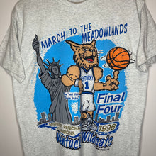 Load image into Gallery viewer, Kentucky Wildcats &#39;March to the Meadowlands&#39; T-Shirt (M/L)
